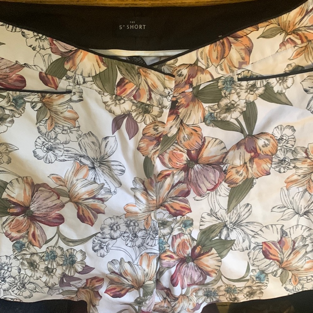 The 5” short. White House black market brand floral shorts. Size 10